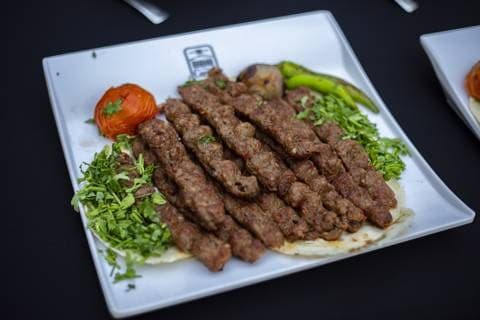 Grill Station for 25 Persons