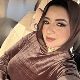 خلود عبدالعزيز
