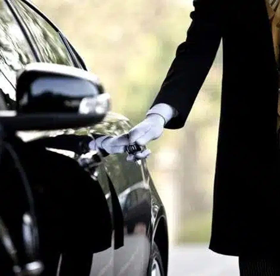 Valet Parking Service | 8 Drivers, 200 Visitors