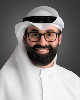 عمر  الثويني